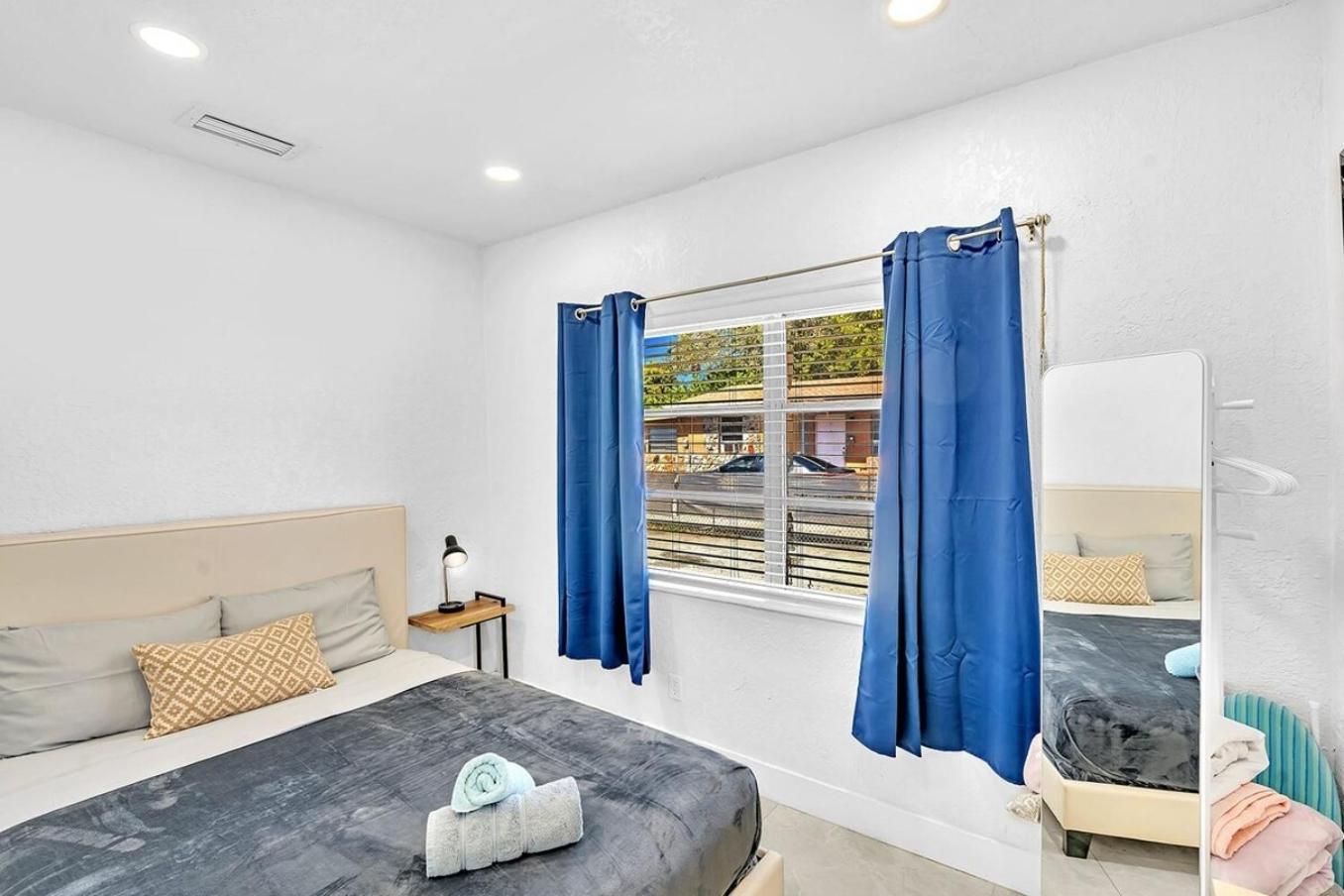 Boutique One Bdrm Close To Aventura Mall & Beach Hallandale Beach Exterior photo